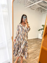 Load image into Gallery viewer, THE FREE TO BE MAXI DRESS
