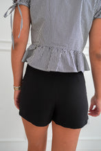 Load image into Gallery viewer, THE SIDELINE SKORT- BLACK
